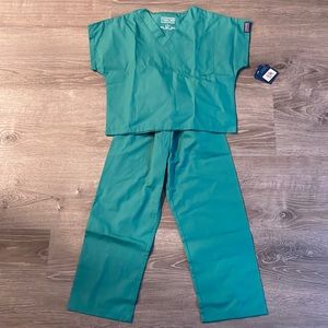 Cherokee Workwear Kids Scrub Set